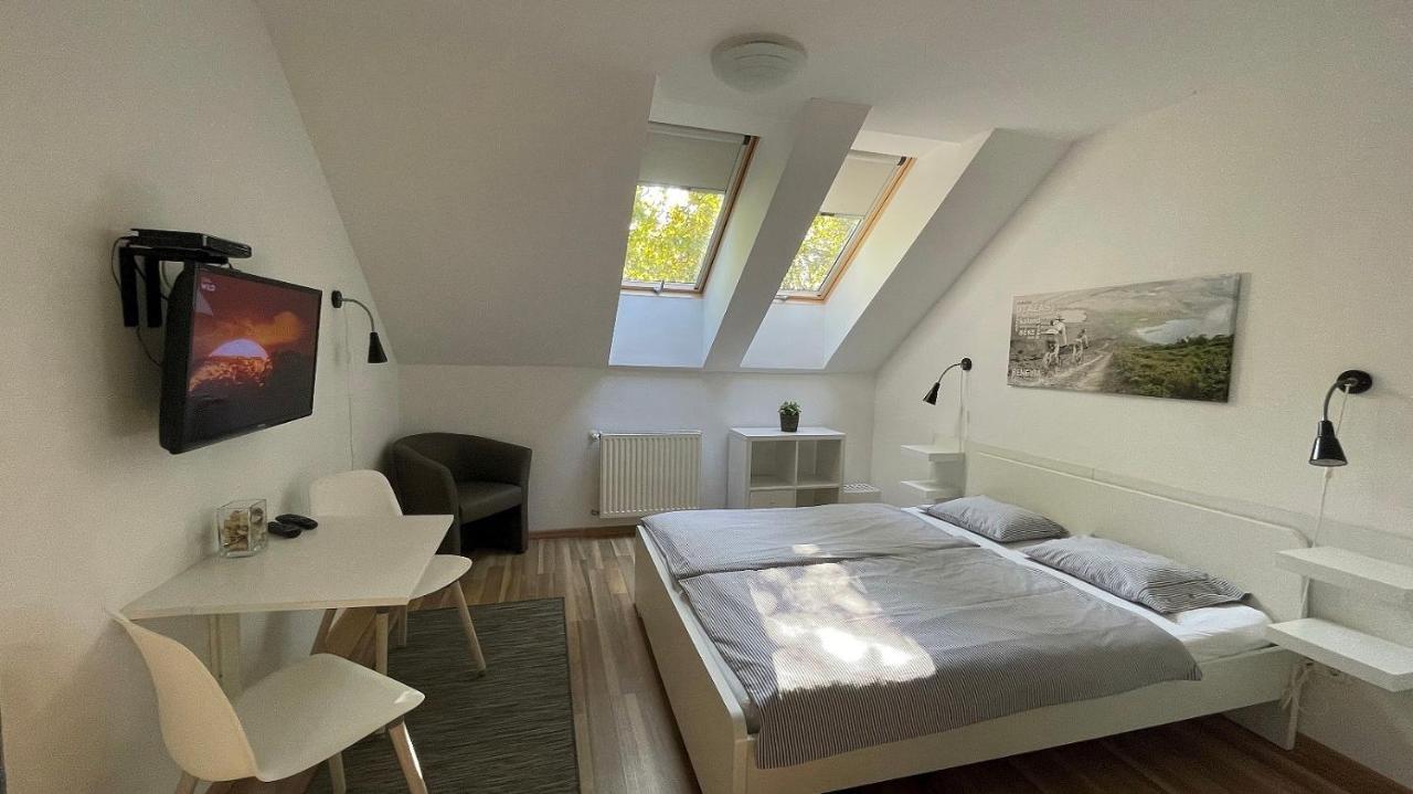 Benevia Apartments Pécs Zewnętrze zdjęcie