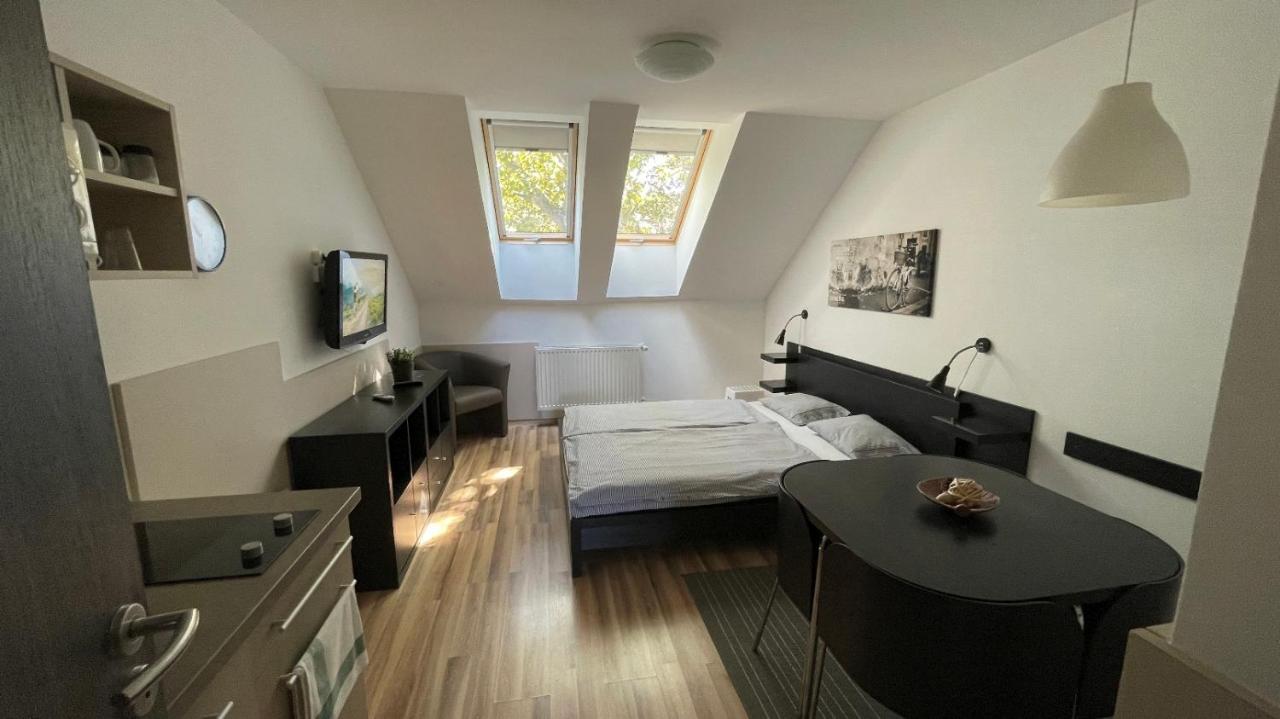 Benevia Apartments Pécs Zewnętrze zdjęcie