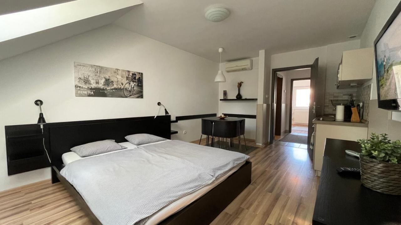 Benevia Apartments Pécs Zewnętrze zdjęcie