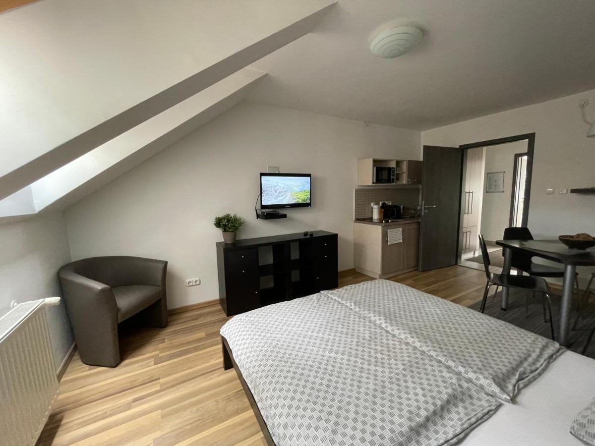 Benevia Apartments Pécs Zewnętrze zdjęcie