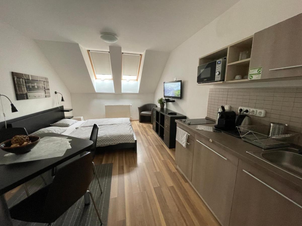 Benevia Apartments Pécs Zewnętrze zdjęcie